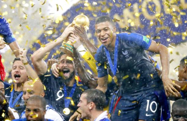 会见亚足联 会见亚足联