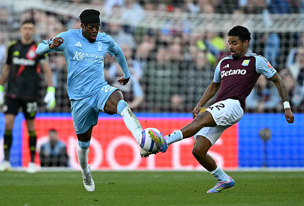 还有他在场 还有他在场